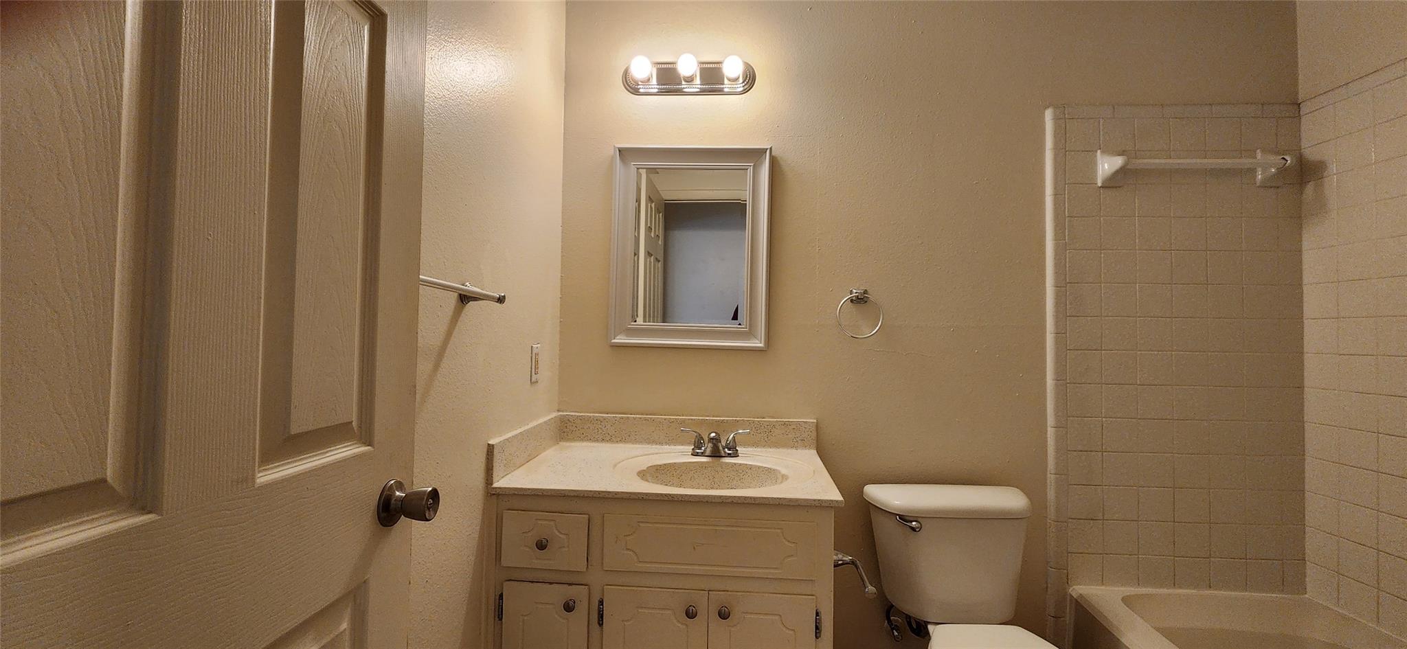 404 Creek CV #A — photo 4