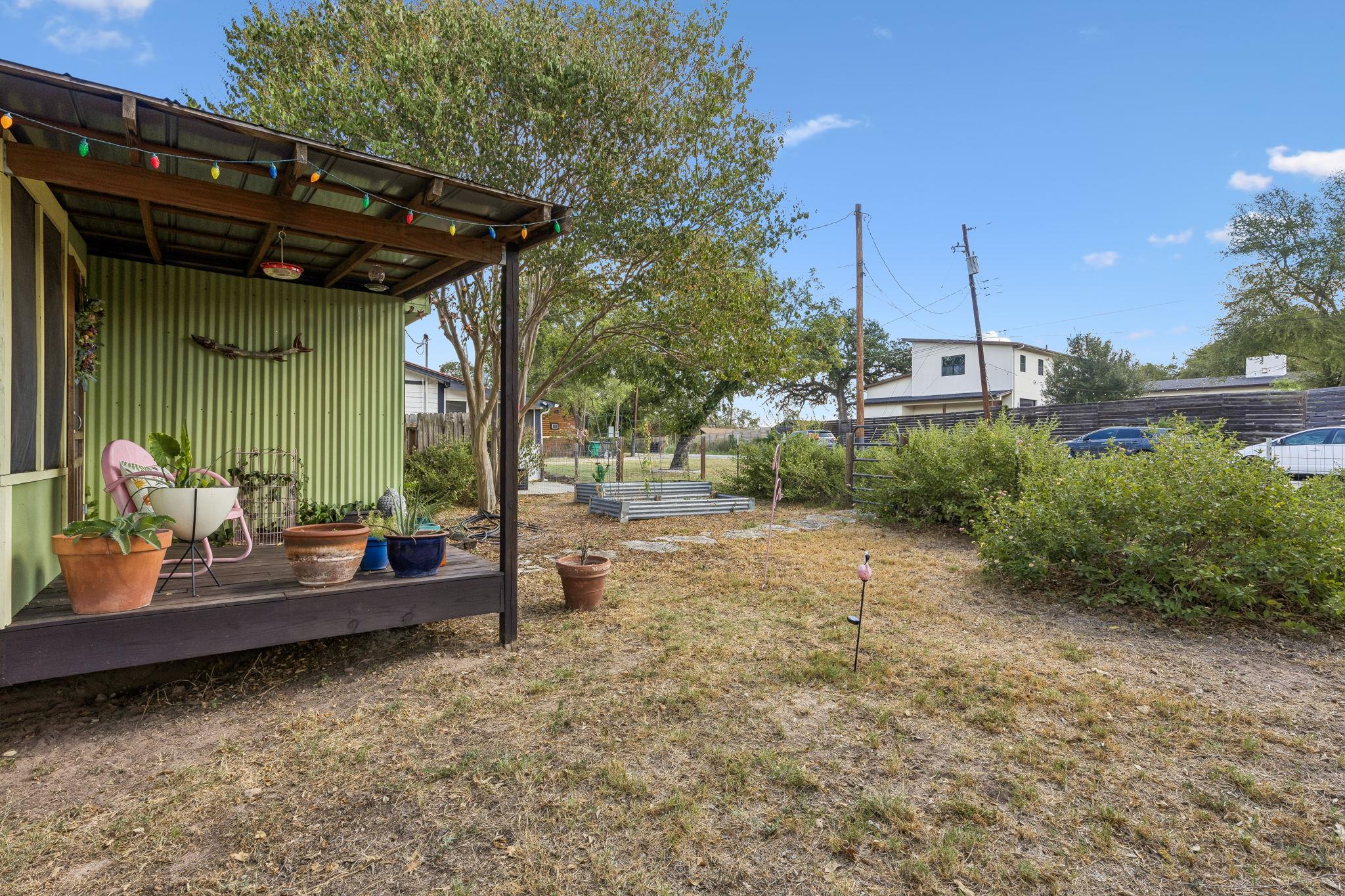 1106 Minnie DR — photo 4