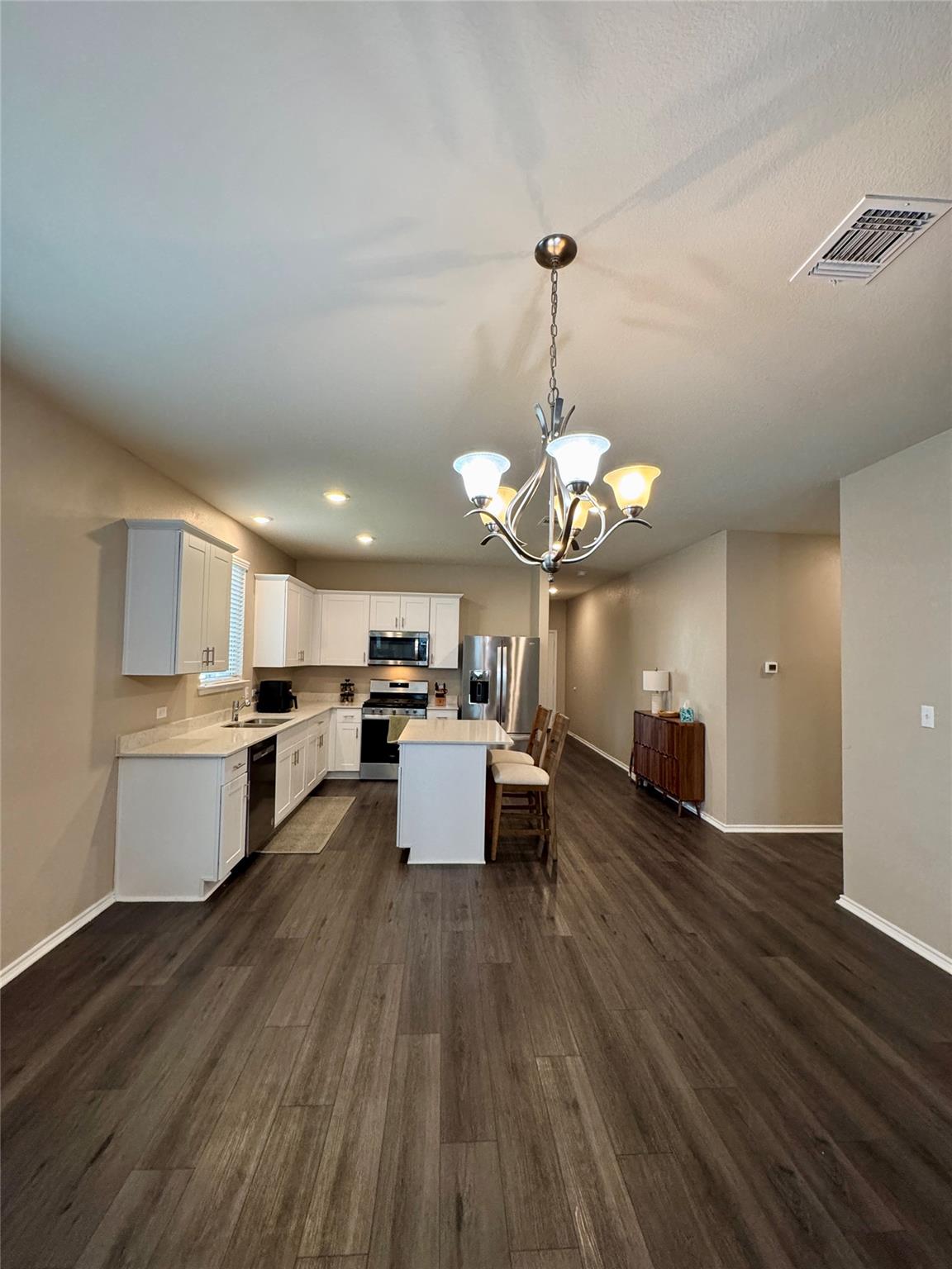 121 English Oak ST — photo 4