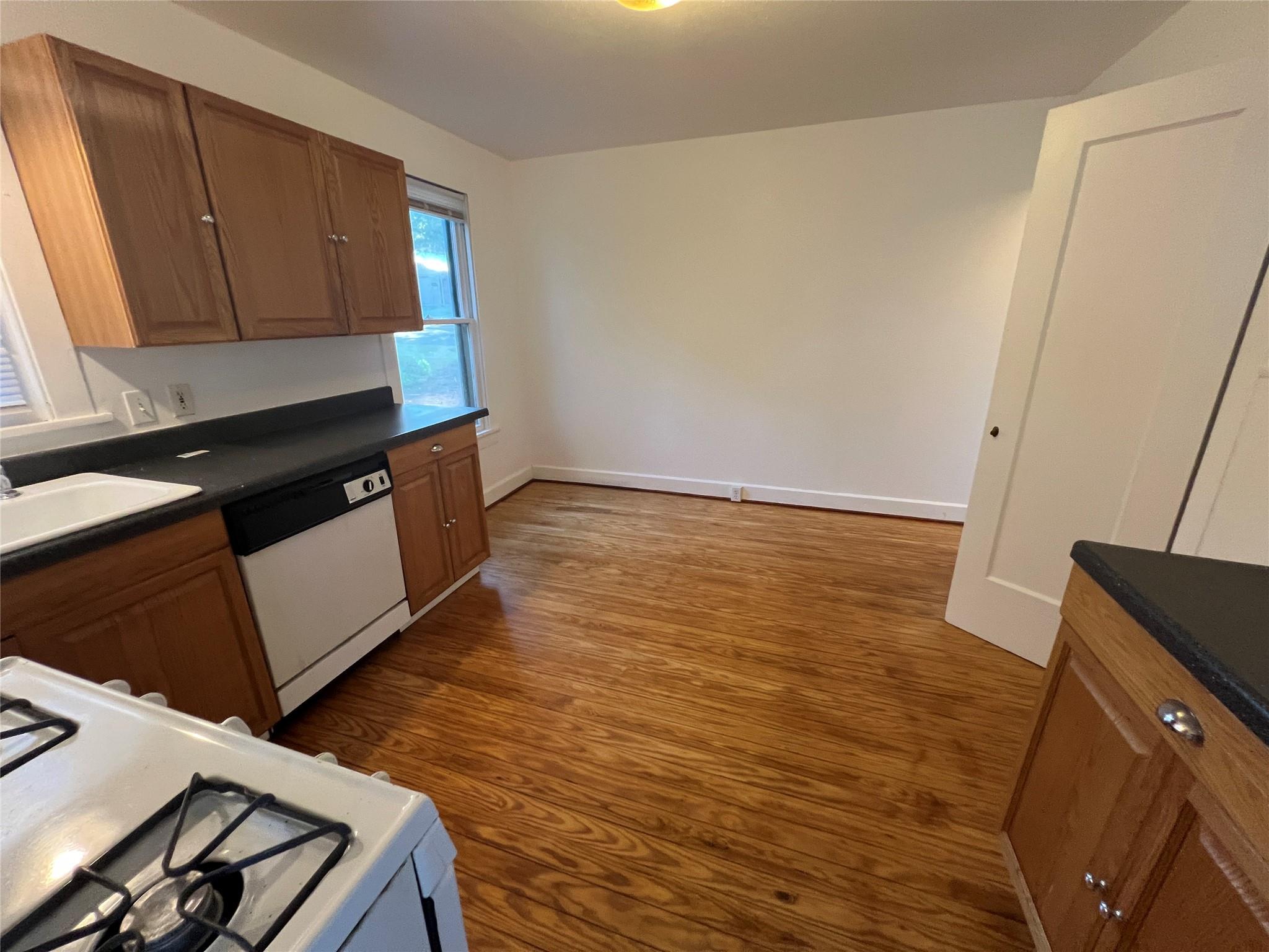 5004 Avenue F Ave — photo 4