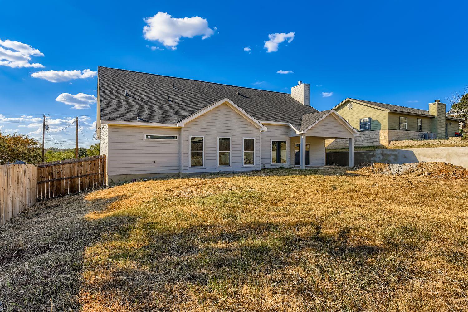 1403 Sunset DR — photo 4