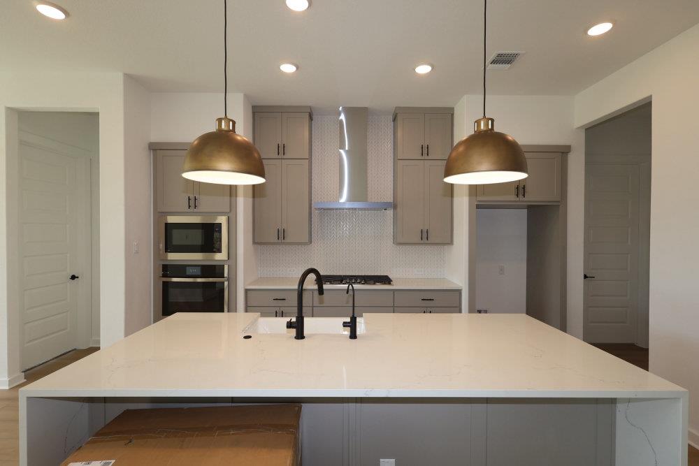 2728 Cressman CV — photo 4