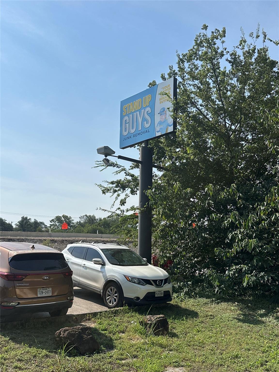 11802 IH 35 Highway — photo 3