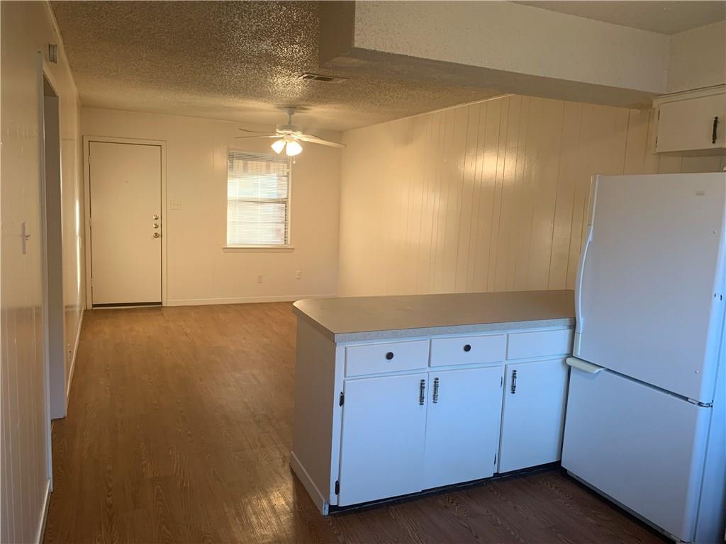 908 Emile ST #10 — photo 5
