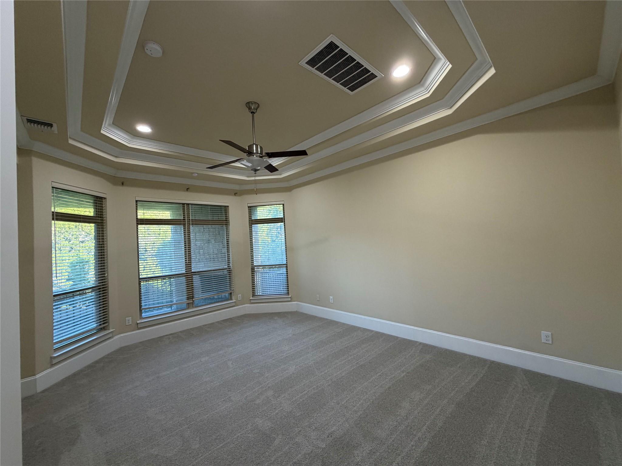 5449 Diamante DR — photo 4