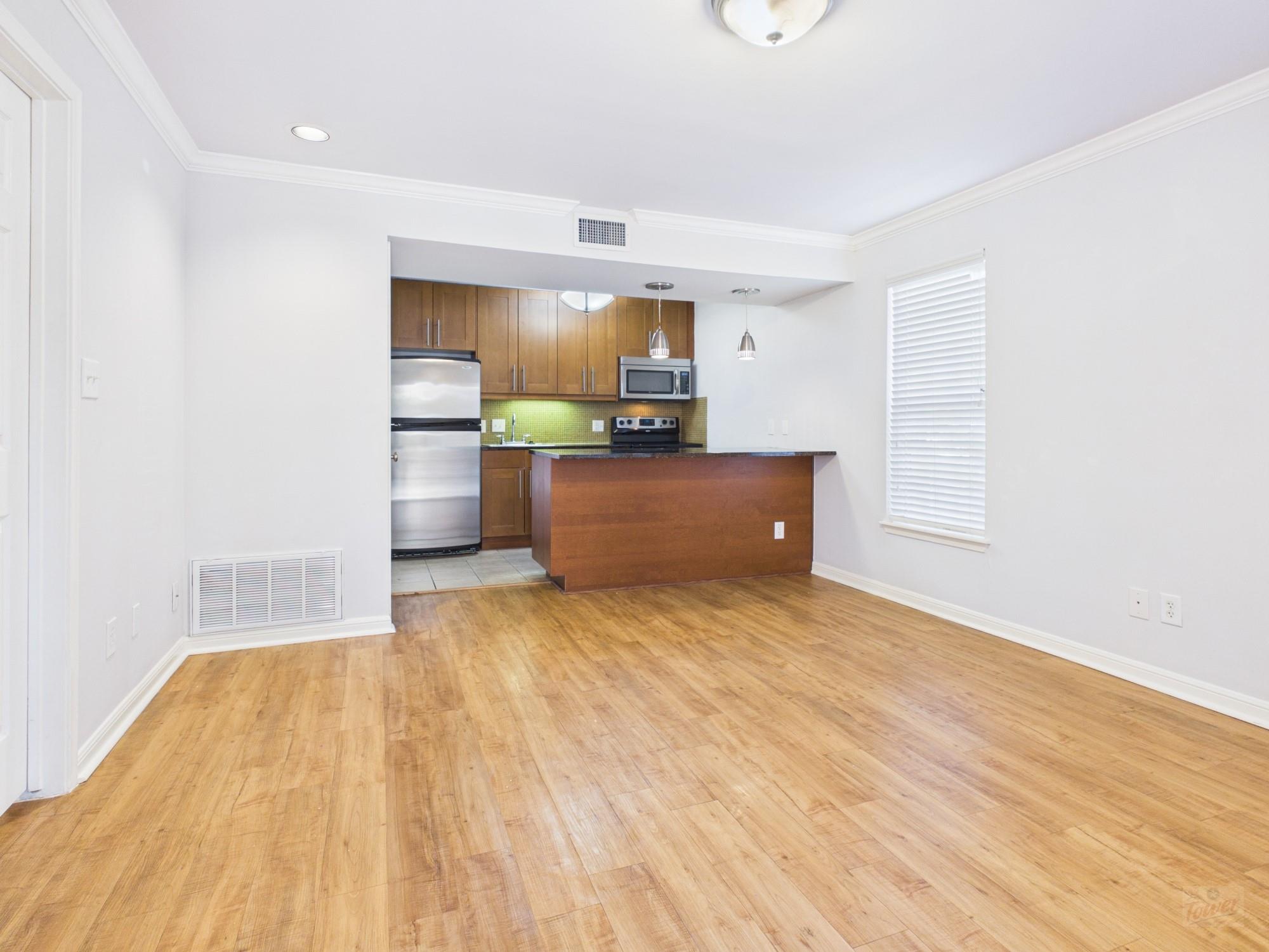7685 Northcross DR #500 — photo 3