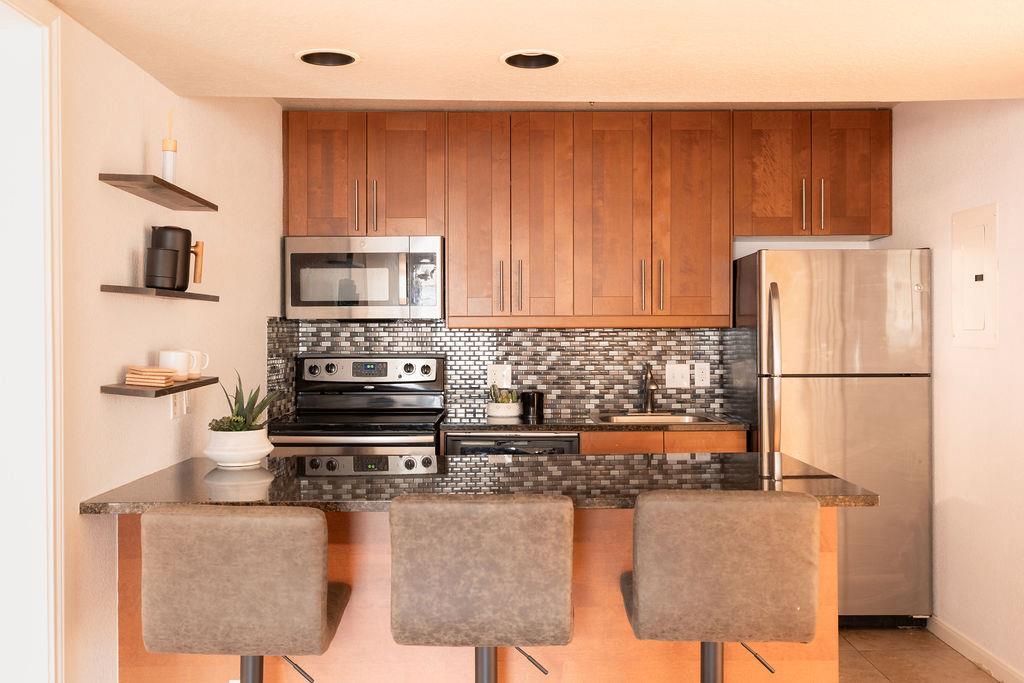 7685 Northcross DR #628 — photo 3