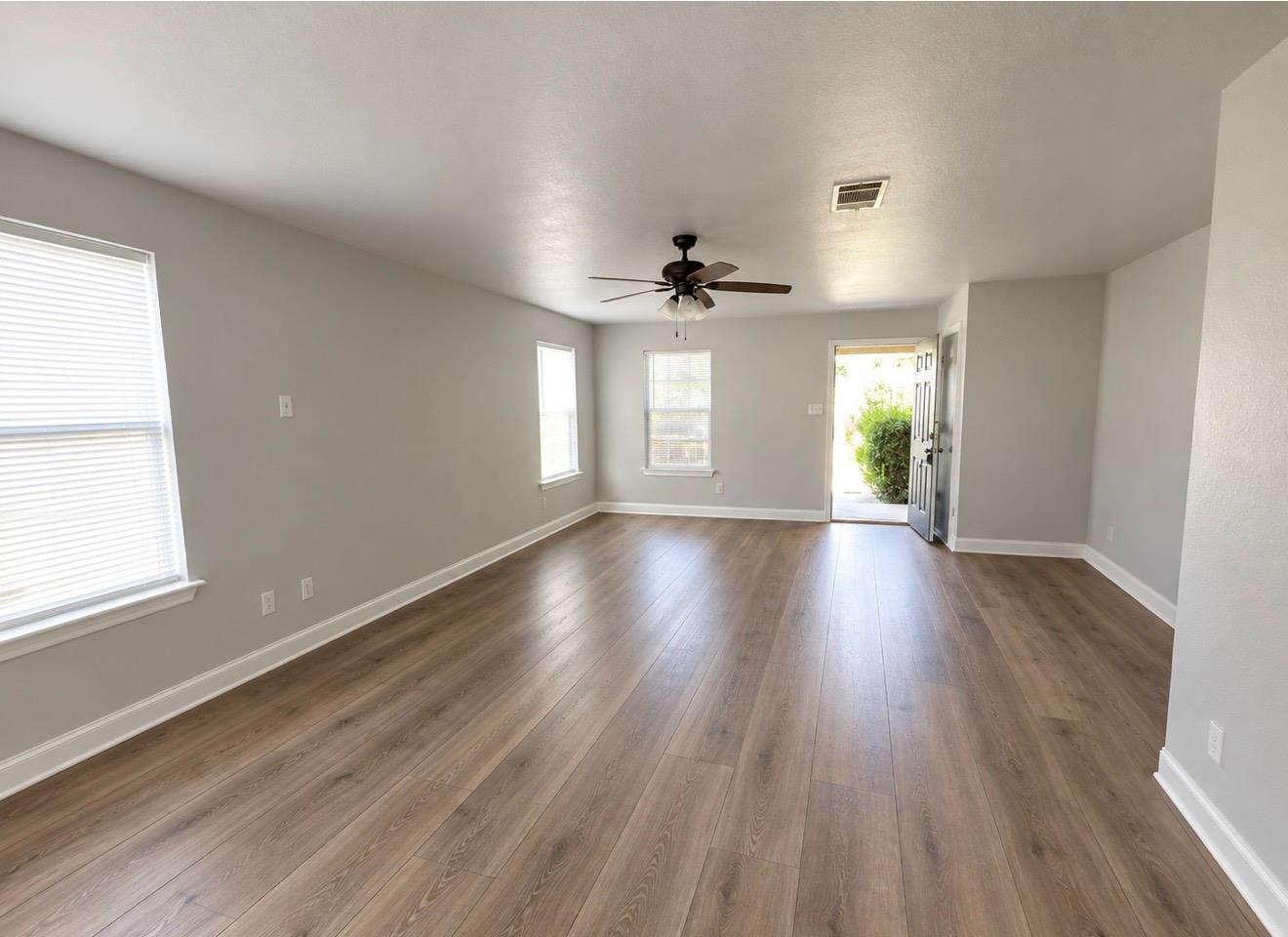 128 GRANT WAY — photo 3