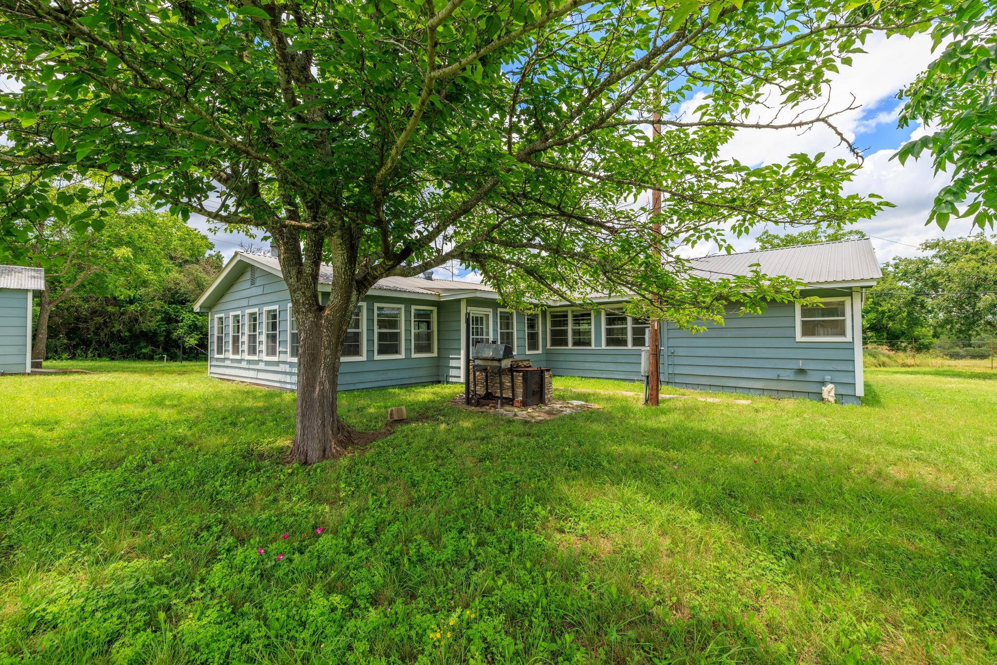 341 River View RD — photo 5