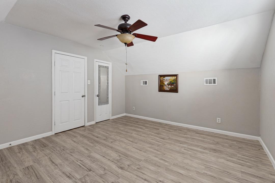 4709 Baton Rouge ST — photo 4
