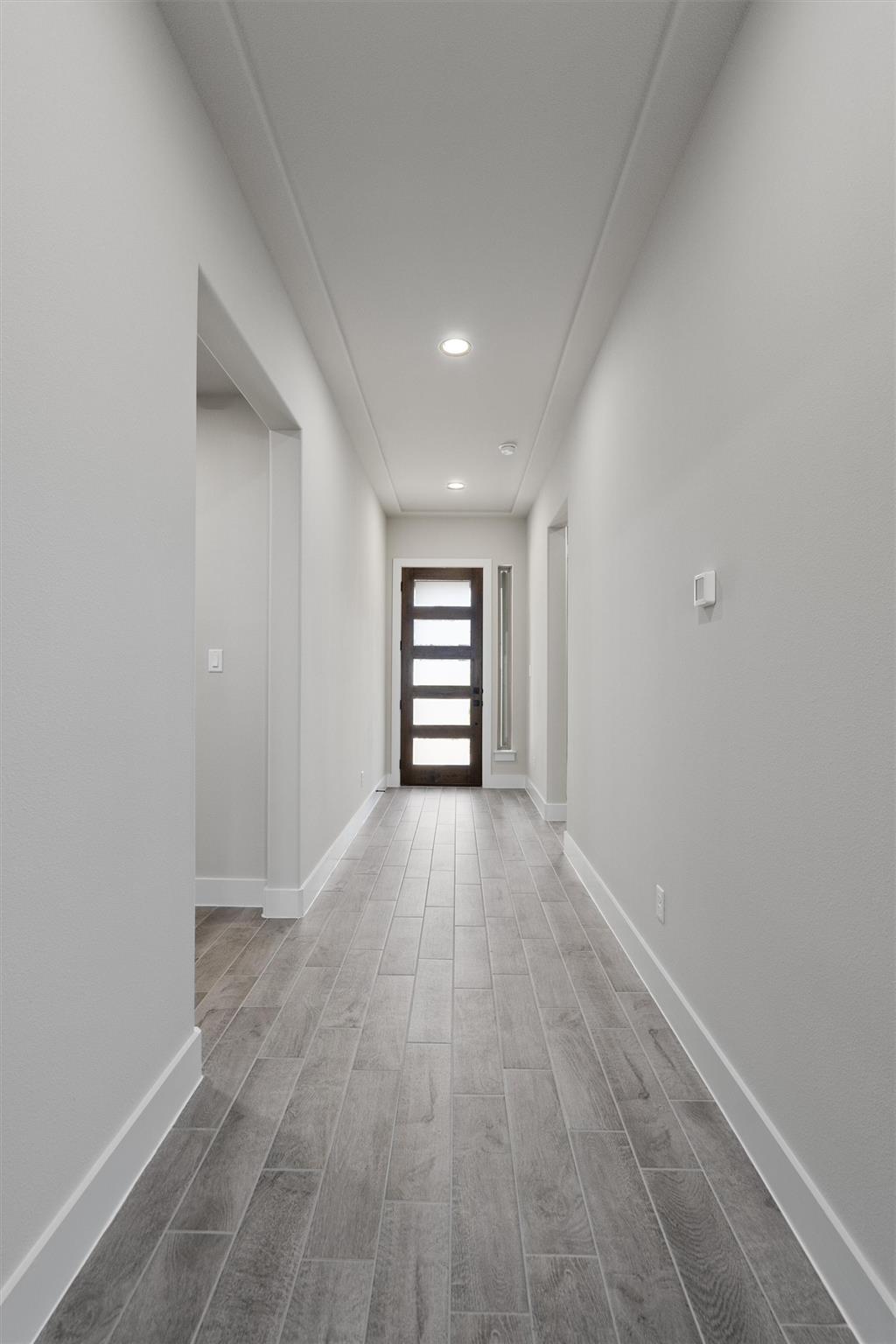 212 Scenic Hills CIR — photo 3