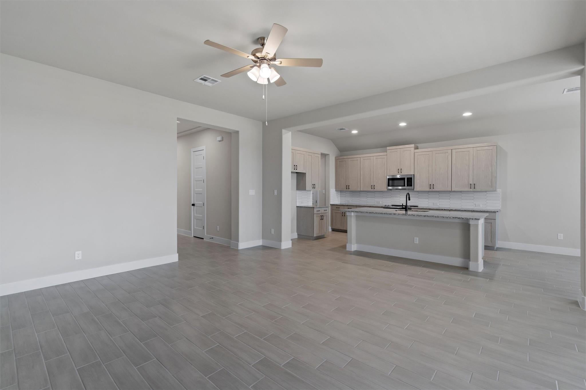 228 Scenic Hills CIR — photo 5