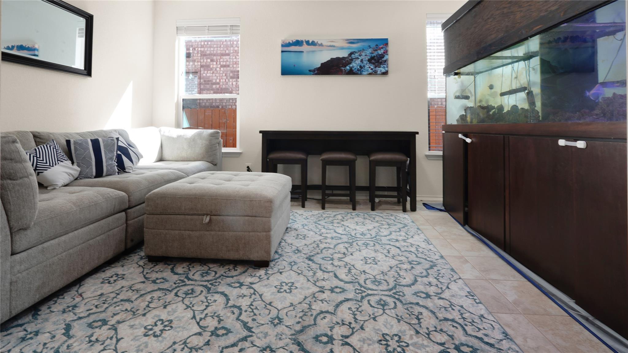 1017 Plano LN — photo 5