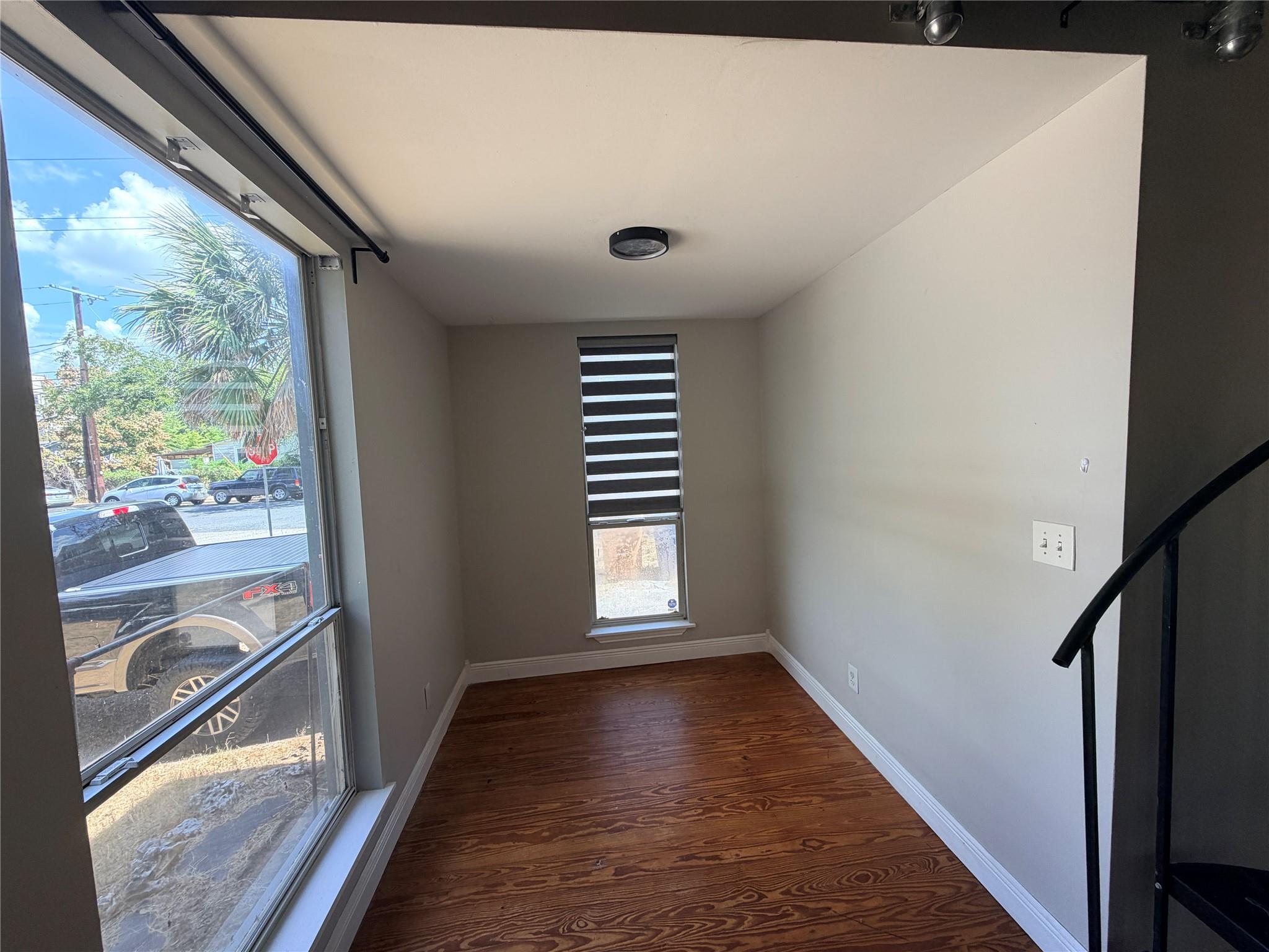 1509 Willow ST — photo 4