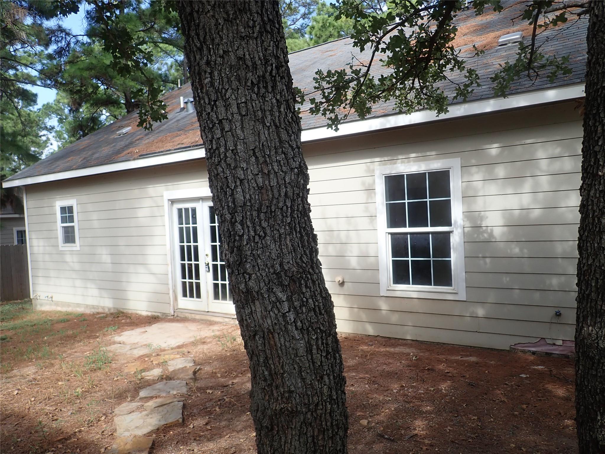 157 Tahitian DR — photo 3