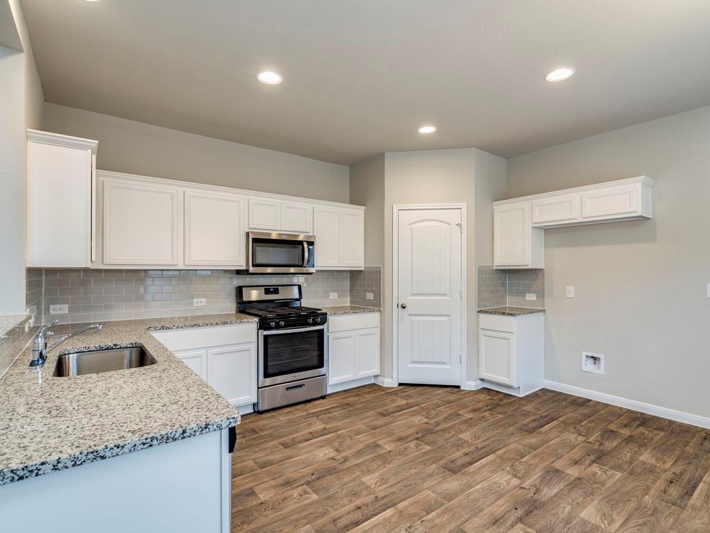 14102 Macquarie DR — photo 5