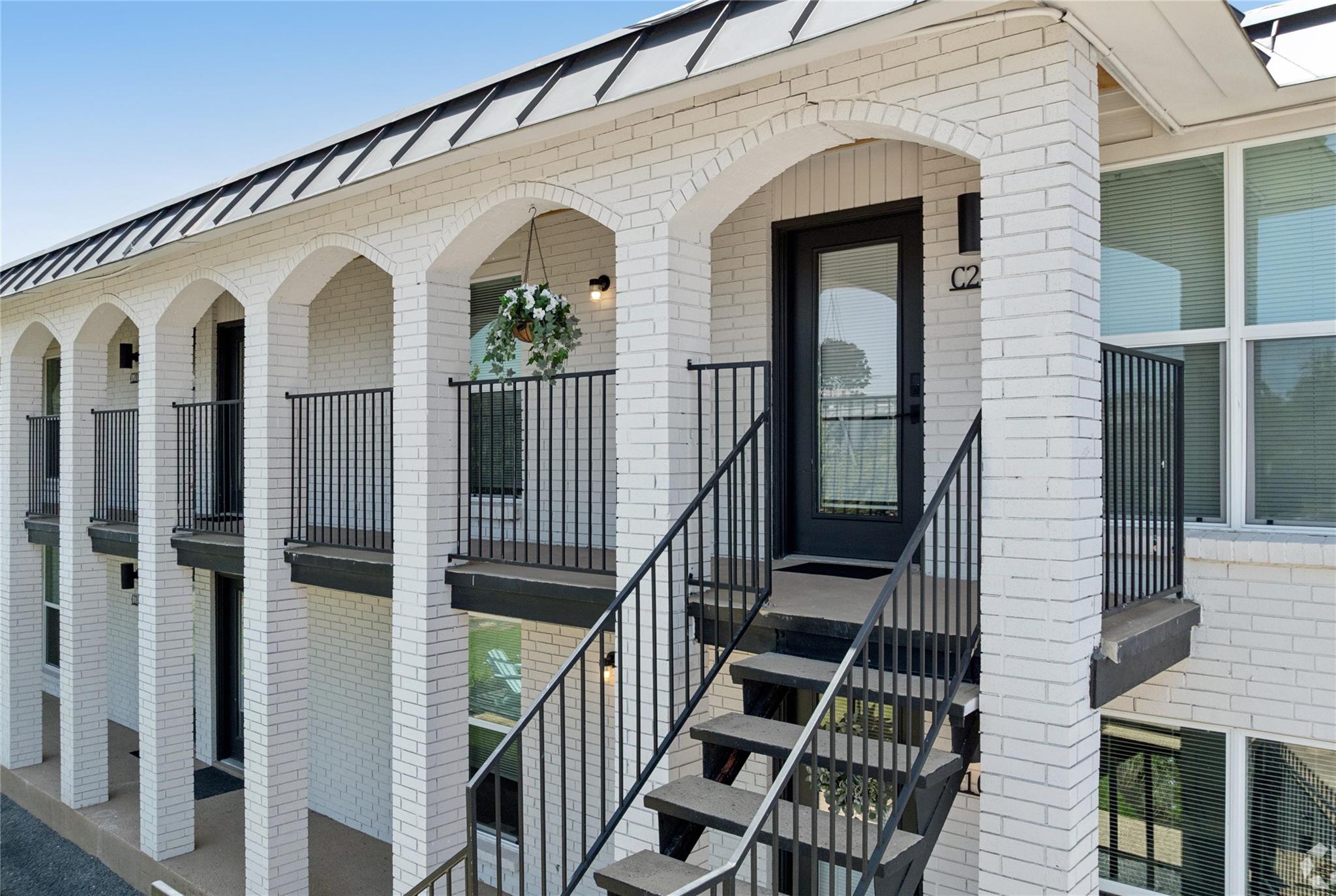 5911 Sheridan Ave Ln #C101 — photo 3